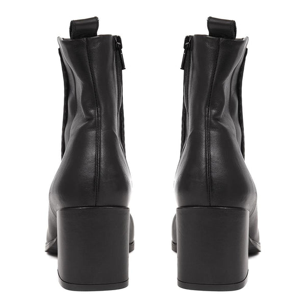 Jones Bootmaker Women's Clementina Apron Front Seam Chelsea Boots - Black