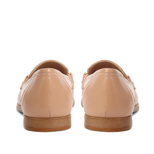 Jones Bootmaker Women's Damara Leather Snaffle Loafers - Beige