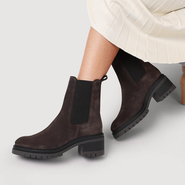 Jones Bootmaker Women's Darrah Leather Chelsea Boots - Chocolate Suede