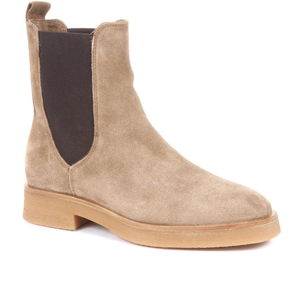 jones bootmaker Women's Delia Leather Chelsea Boots - Sand Suede