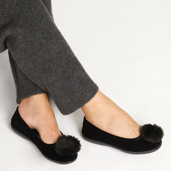 Jones Bootmaker Women's Erika Pom Pom Slippers - Black