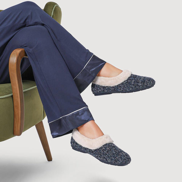 Jones Bootmaker Women's Faux-Fur-Lined Slippers - Navy