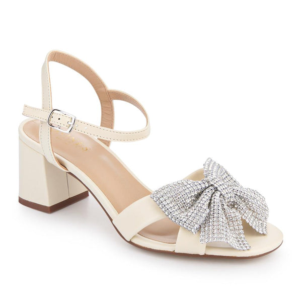 jones bootmaker Women's Juliana Smart Buckled Leather Sandals - Cream