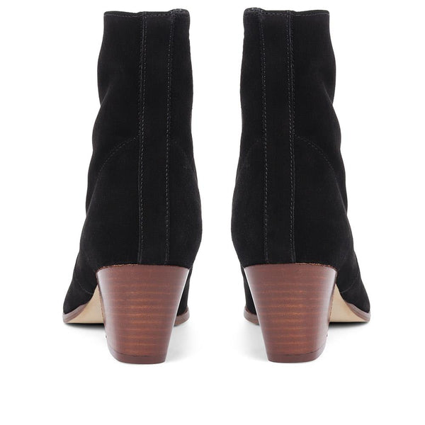 Jones Bootmaker Women's Kallie Suede Heeled Ankle Boots - Black