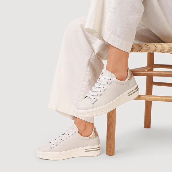 Jones Bootmaker Women's Keystone Gabor Leather Lace-Up Chunky Trainers - White Metallic