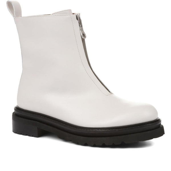 jones bootmaker Women's Lanie Zip Up Chunky Boots - White