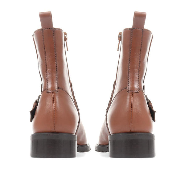 Jones Bootmaker Women's Laurel Leather Buckle Ankle Boots - Tan