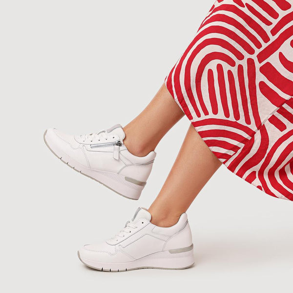 Jones Bootmaker Women's Louisina Dual-Fasten Chunky Trainers - White