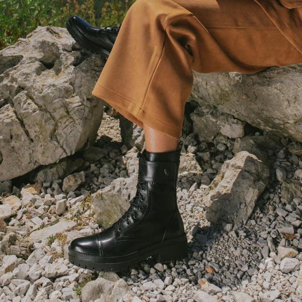 Jones Bootmaker Women's Olga-07 Leather Biker Boots - Black