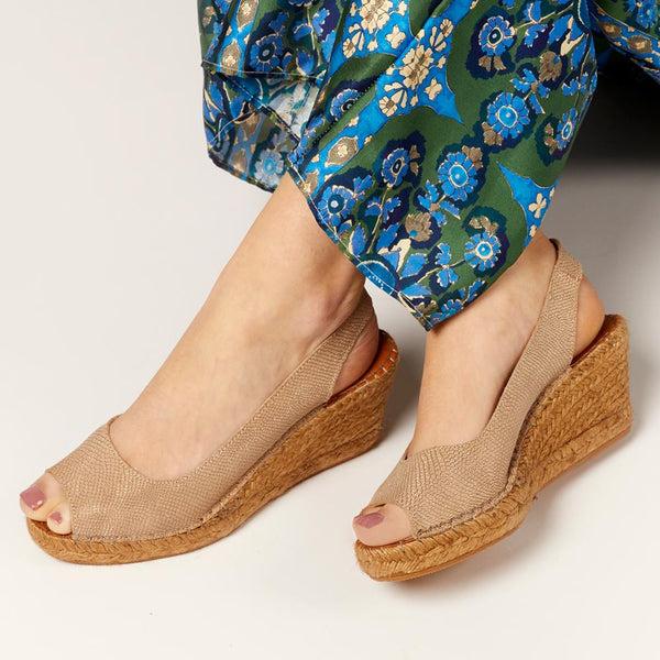 Jones Bootmaker Women's Rosanna Slingback Wedges - Gold