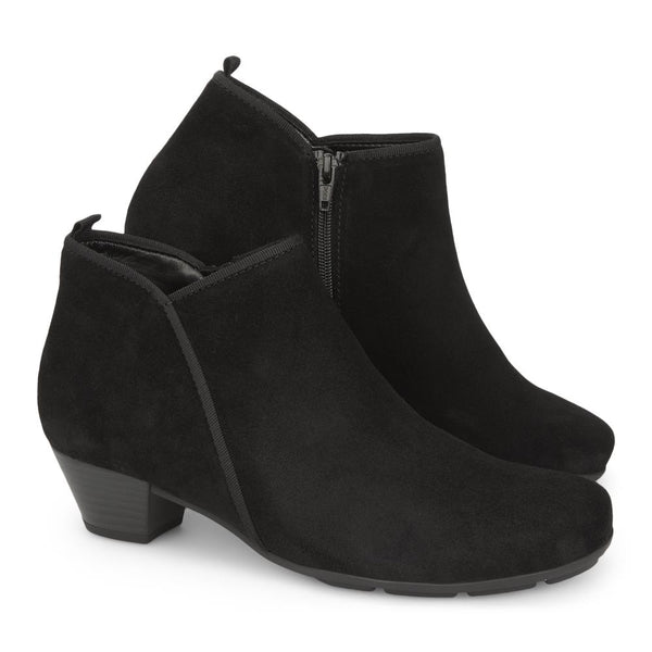 Jones Bootmaker Women's Trudy Wide Fit Leather Ankle Boots - Black Suede