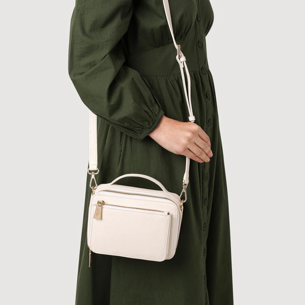 Jones Bootmaker Women's Waldorf Leather Zip-Up Handbag - White