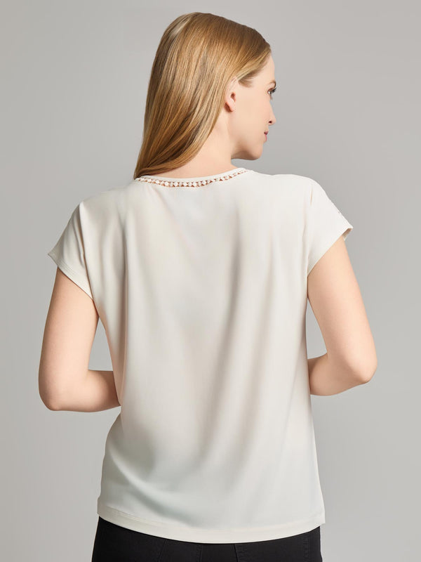 Jones New York Extended Shoulder Trim Neck Top Knit Jersey