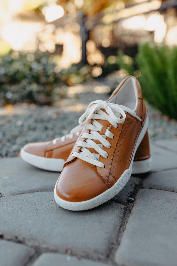 Josef Seibel Claire 01 Women's Sneaker Camel