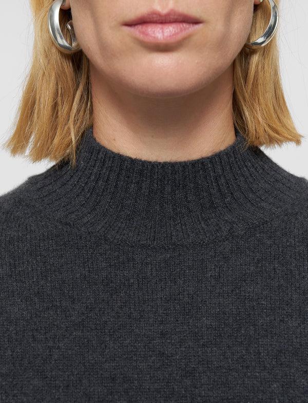 Joseph Luxe Cashmere Top Dark Smoke