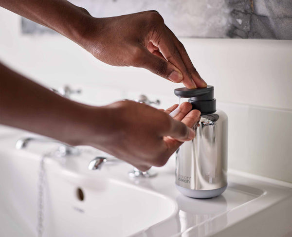 joseph joseph EasyStore™ Luxe Stainless-steel Soap Pump