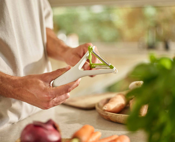 joseph joseph Switch™ 2-in-1 Peeler