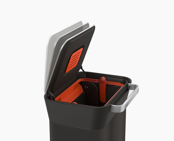 Joseph Joseph Titan 30L Black Trash Compactor