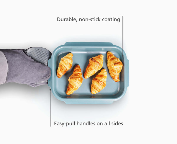 Joseph Joseph Nest™ Bake Non-Stick Small Blue Baking Sheet