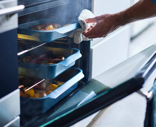 Joseph Joseph Nest™ Oven Non-stick Large Blue Roasting Pan
