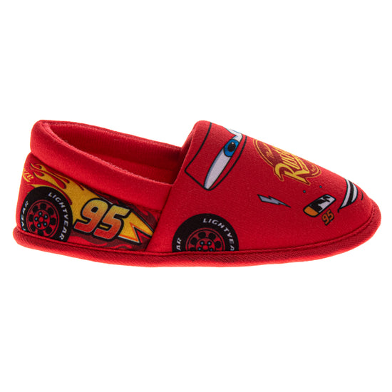 Josmo Disney Cars Boys Slippers Lightning Mcqueen Plush Warm Soft Aline Comfy Lightweight House Shoes (5-10 Toddler)