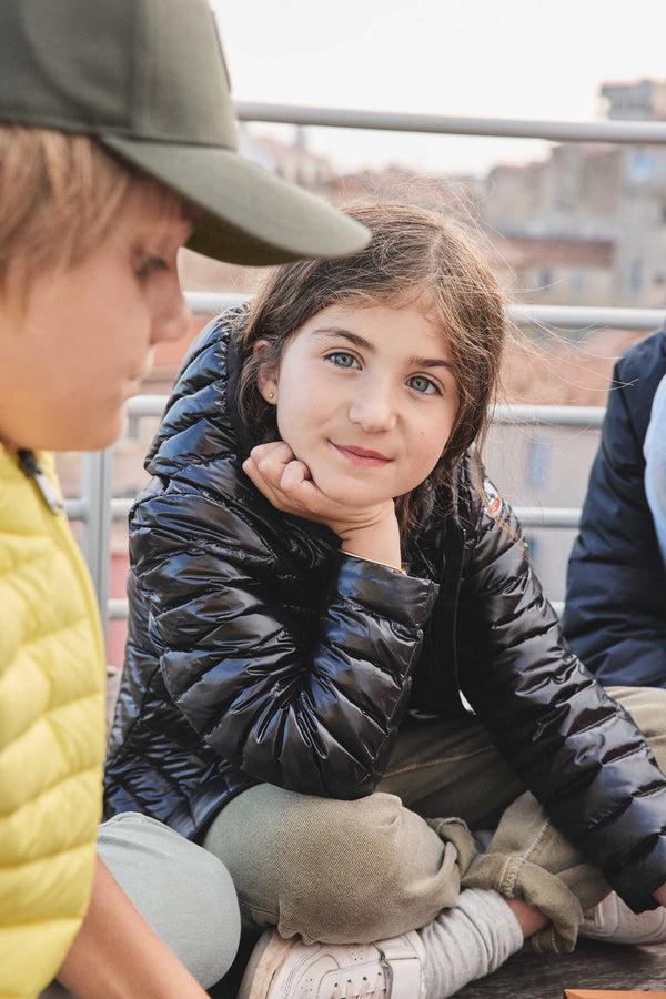 Jott Doudoune Légère à Capuche Enfant Noir Carla Shiny