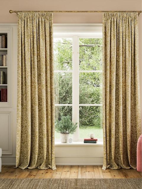 Joules Twilight Ditsy Set Of 2 Gold Pencil Pleat Curtains