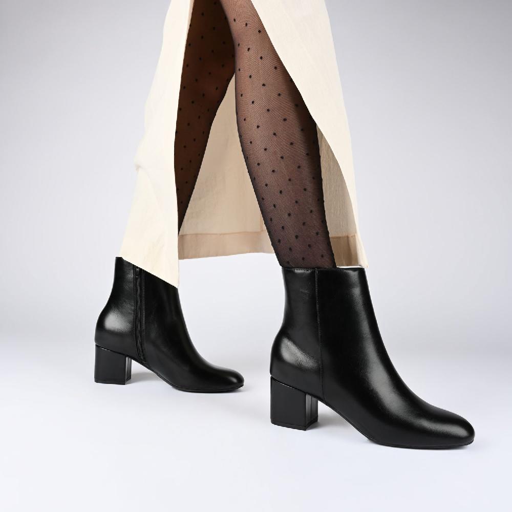 Journee Collection ADRIA SQUARE-TOE BOOTIES IN FAUX LEATHER Tan