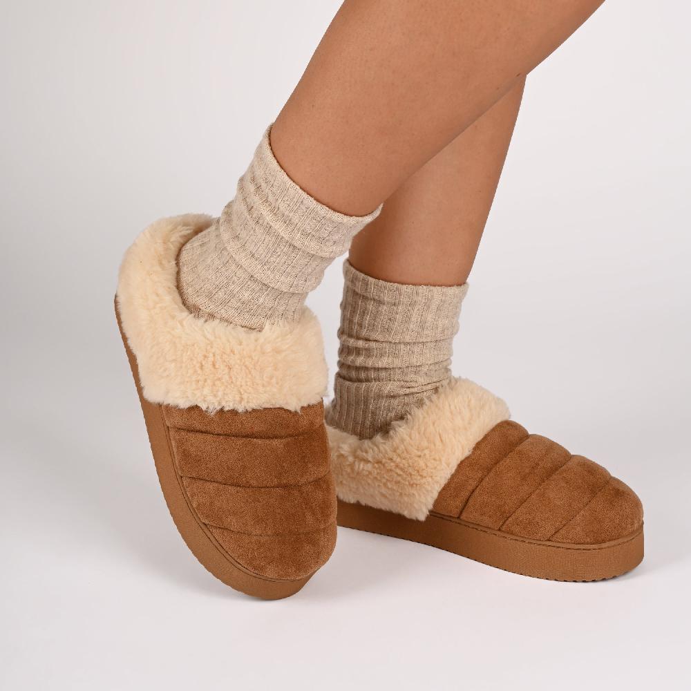 Journee Collection BLAIR SLIPPERS IN FAUX SUEDE Brown Faux Suede