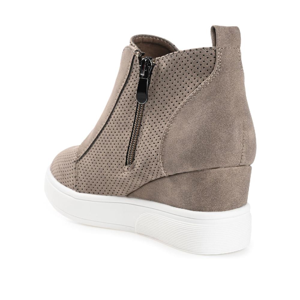 Journee Collection CLARA WEDGE HEEL SNEAKERS IN WIDE Bone PU
