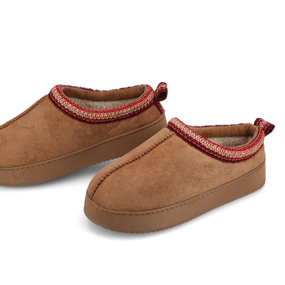 Journee Collection CONNWAY SLIPPERS IN FAUX SUEDE Tan Faux Suede