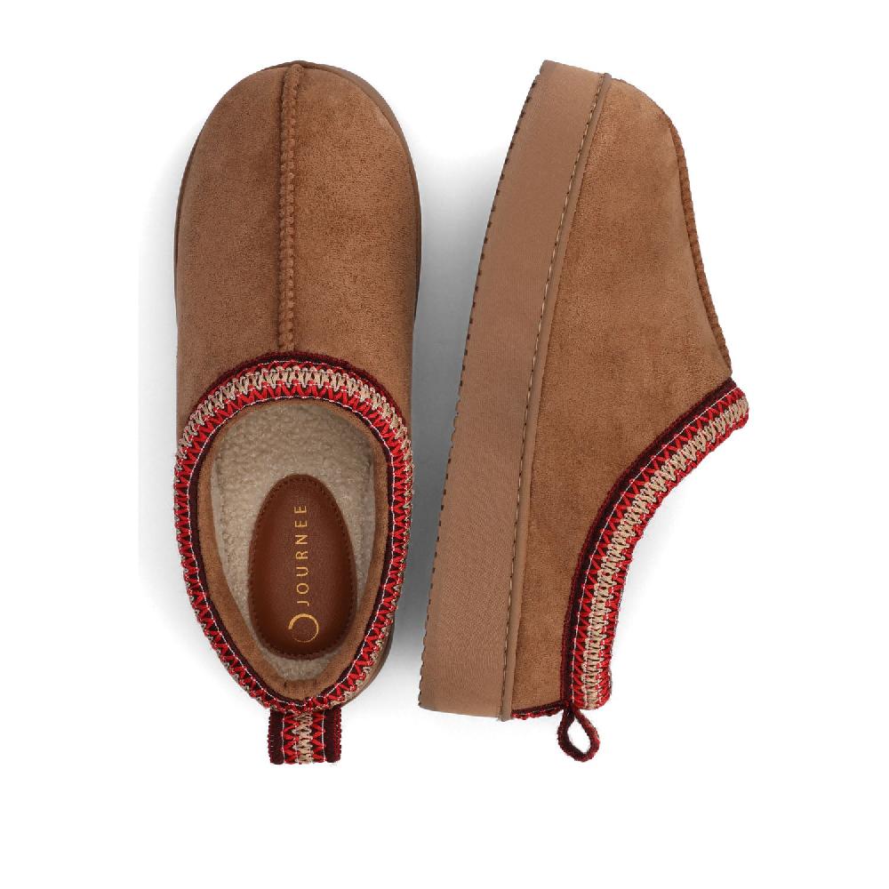 Journee Collection CONNWAY SLIPPERS IN FAUX SUEDE Tan Faux Suede