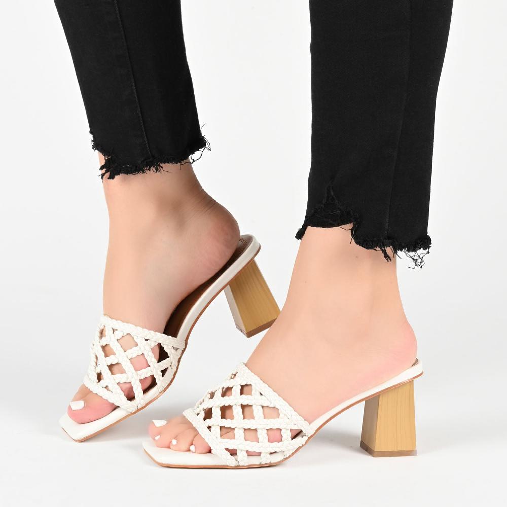 Journee Collection EVVIE HEELED SANDALS IN FAUX LEATHER White