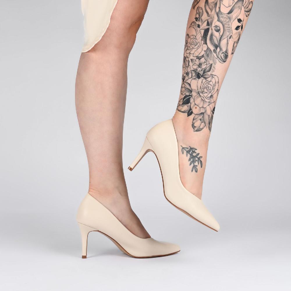 Journee Collection GABRIELLA STILETTO PUMP HEELS IN WARM SHADES Cream
