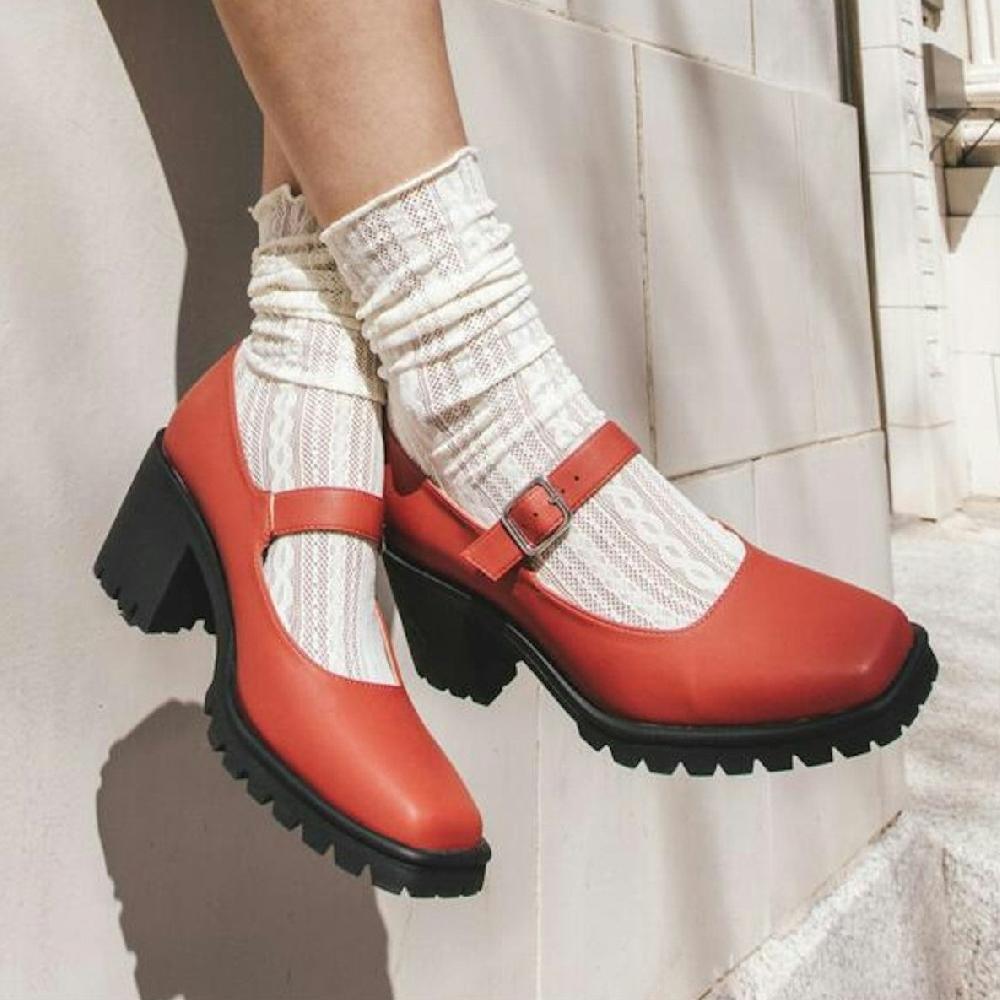 Journee Collection GLADYS MARY JANE HEELS IN FAUX LEATHER Green PU