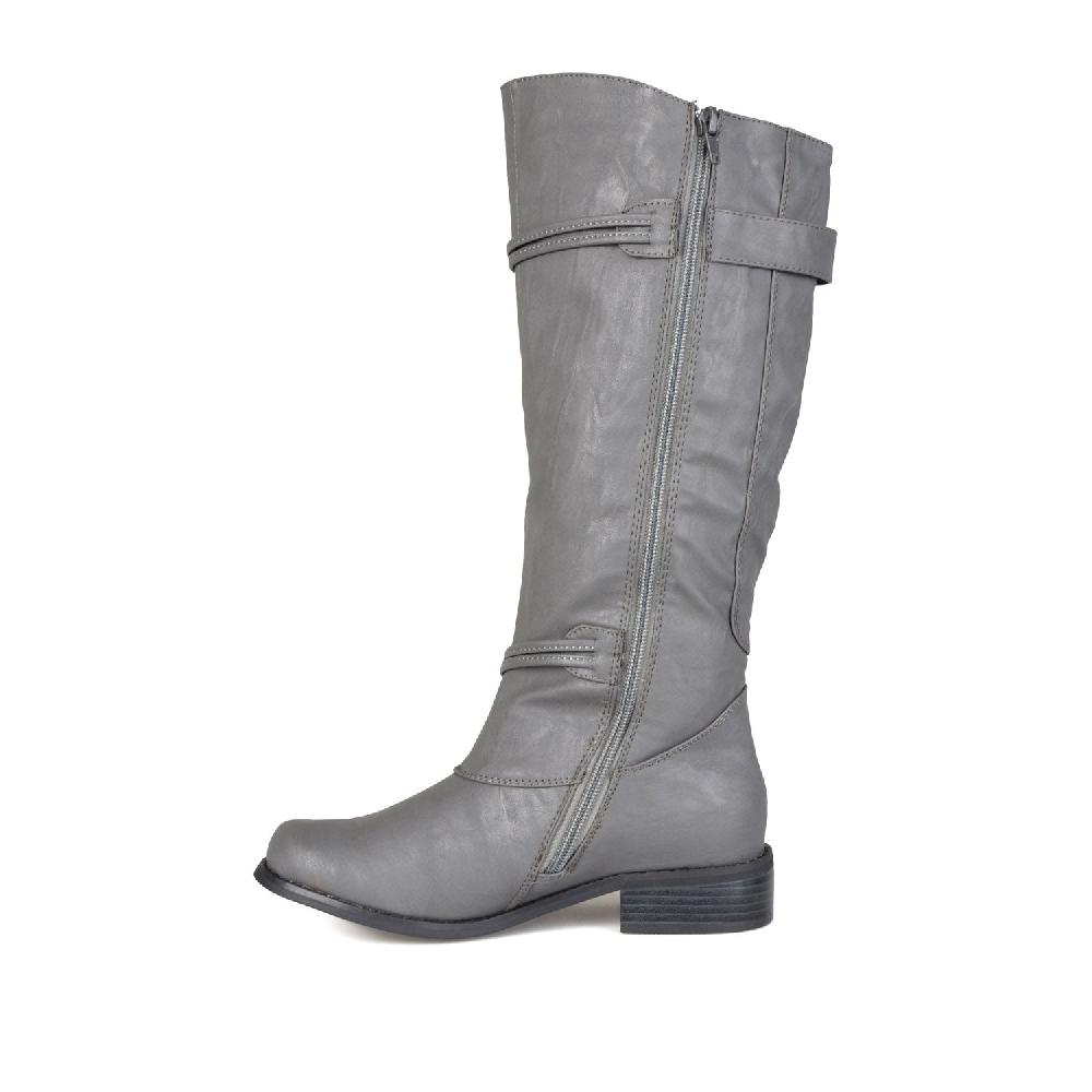 Journee Collection HARLEY RIDING BOOTS IN X-WIDE CALF Brown PU