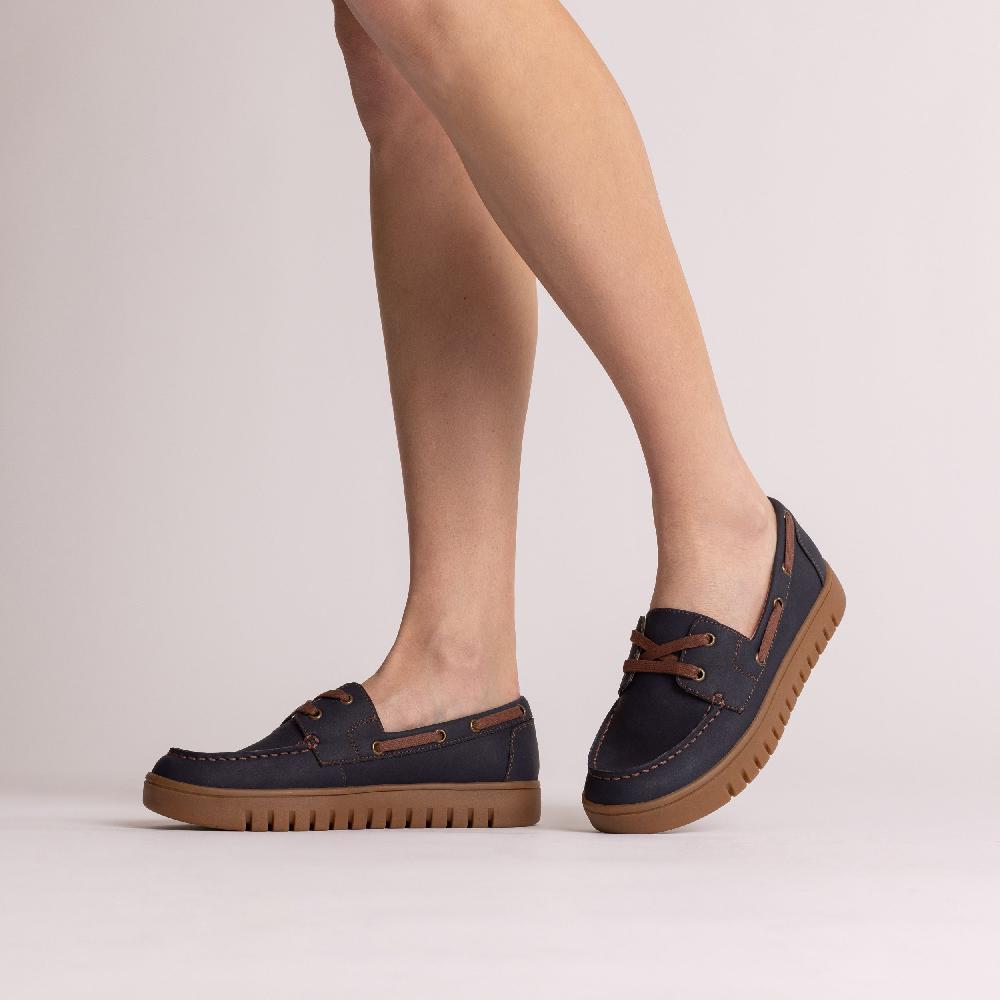 Journee Collection MARION BOAT SHOE LOAFER Black