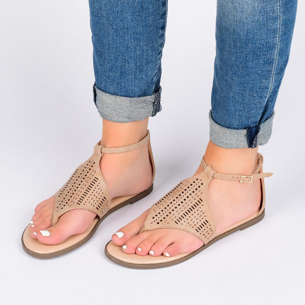 Journee Collection NIOBI White