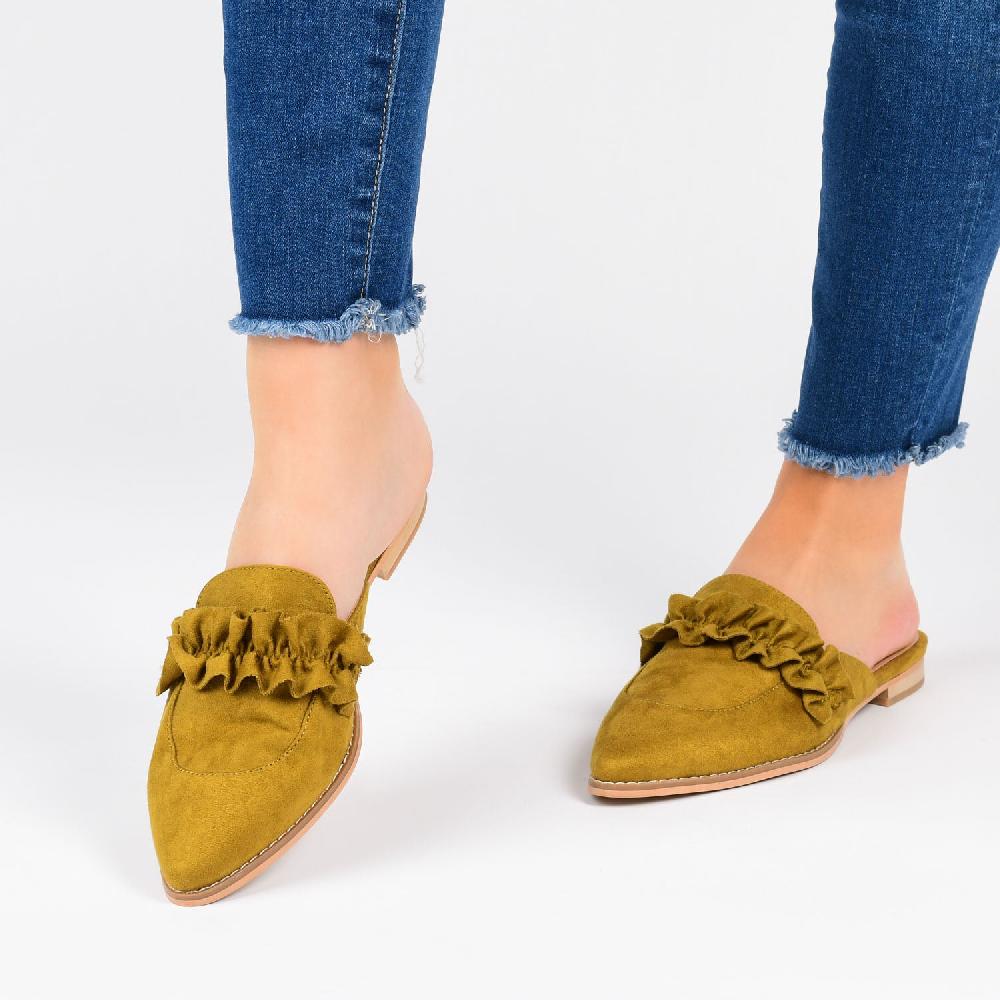 Journee Collection KESSIE RUFFLED MULE FLATS IN FAUX SUEDE Purple
