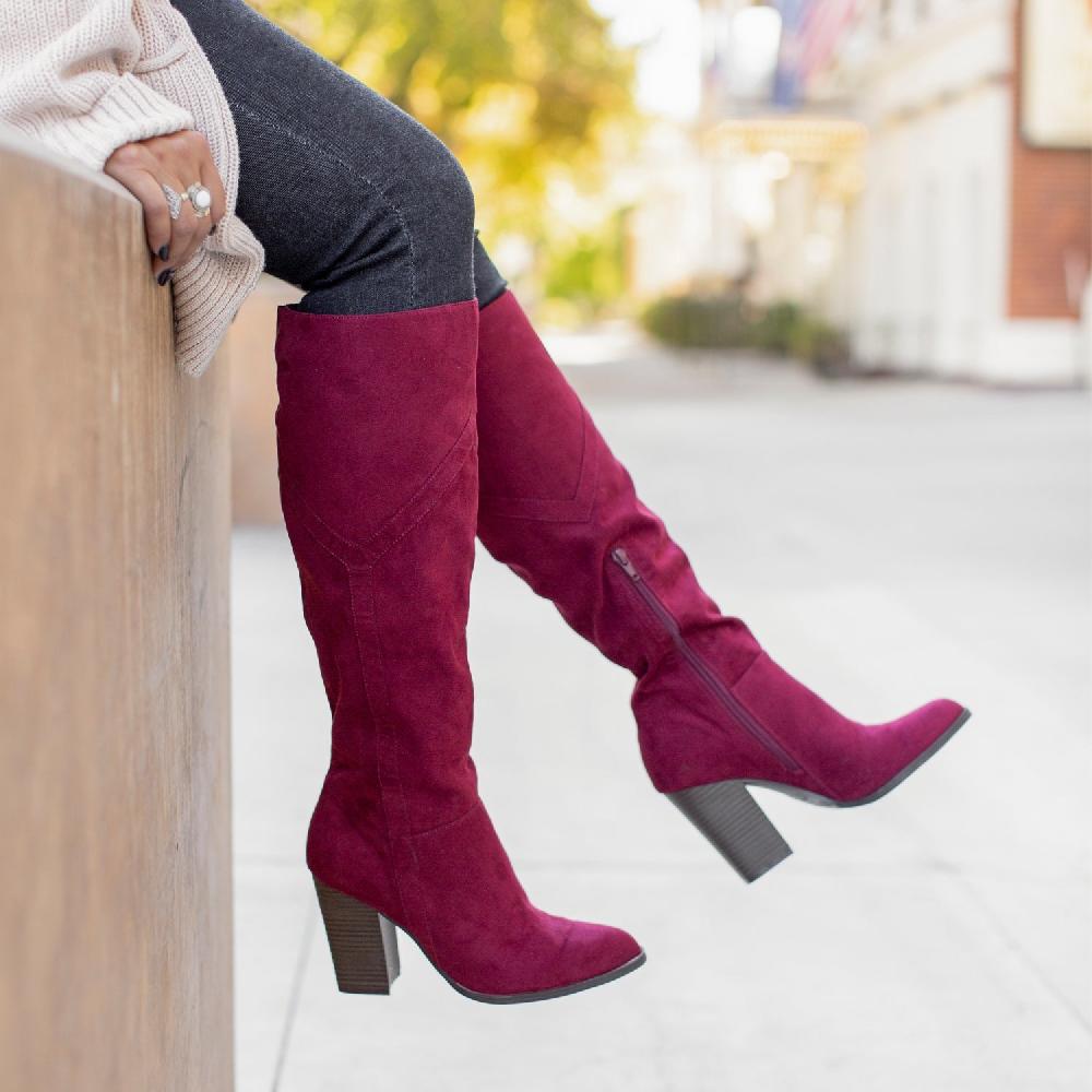 Journee Collection KYLLIE KNEE HIGH BOOTS IN FAUX SUEDE Burgundy Faux Suede