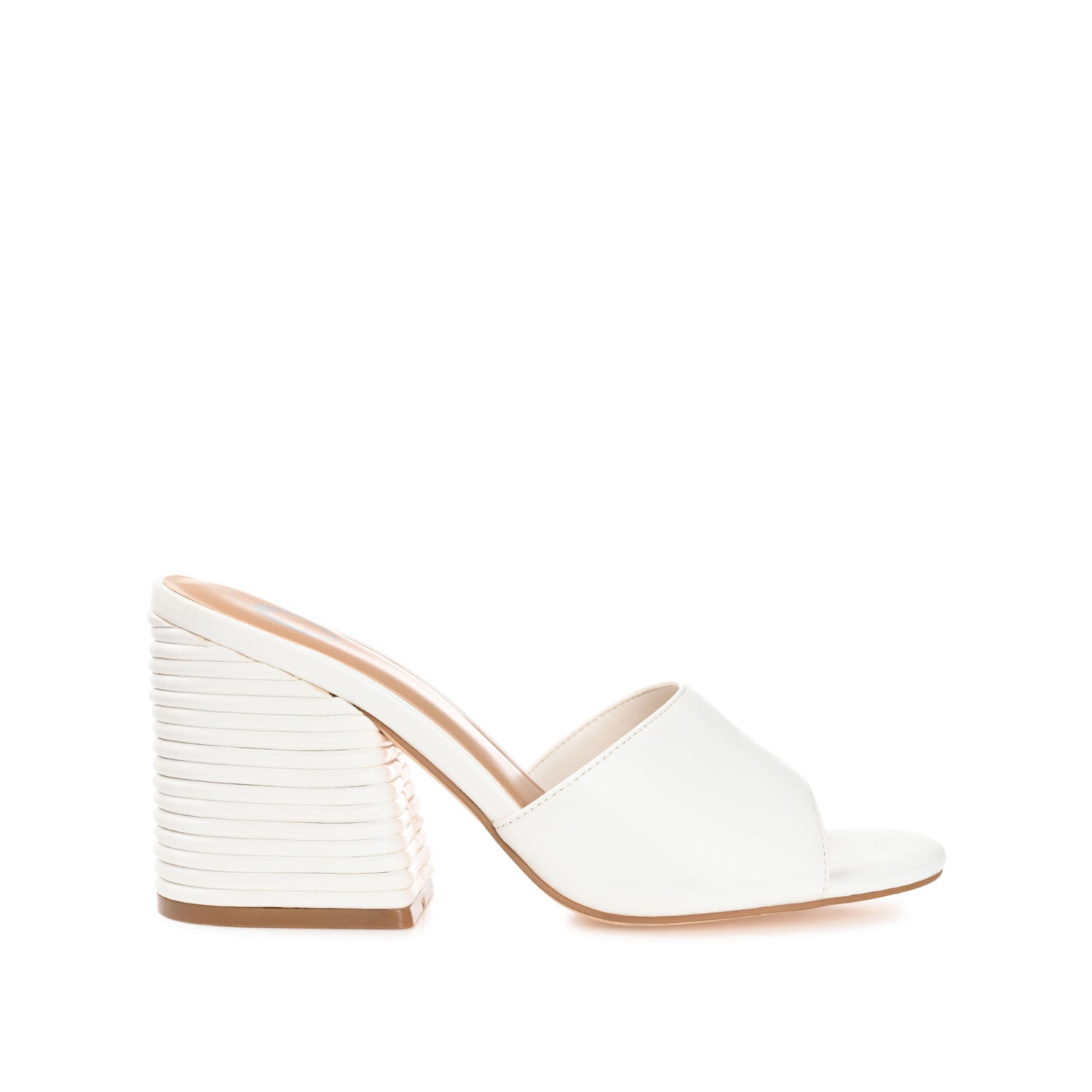 journee collection LESLEE MULE HEELS IN FAUX LEATHER White