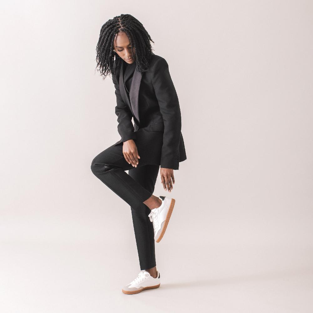 Journee Collection LUMMIE CASUAL LACE UP SNEAKERS White PU