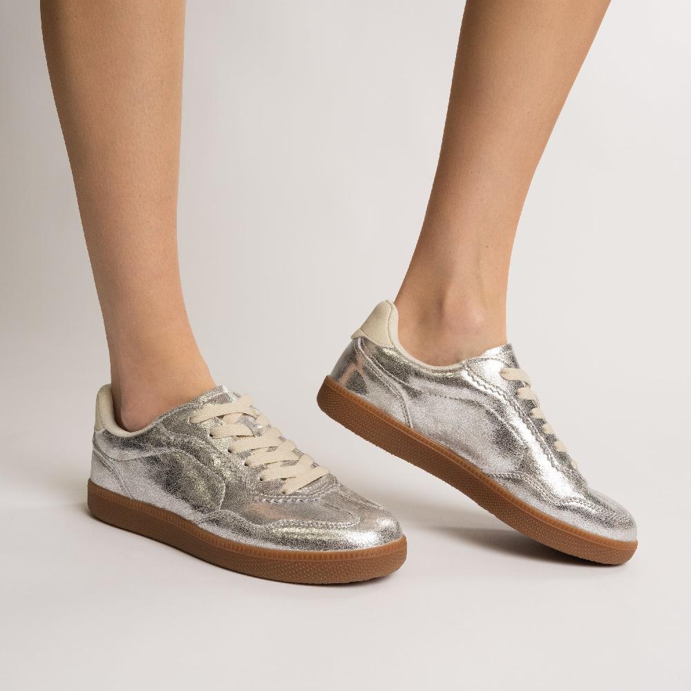 Journee Collection LUMMIE CASUAL LACE UP SNEAKERS White PU