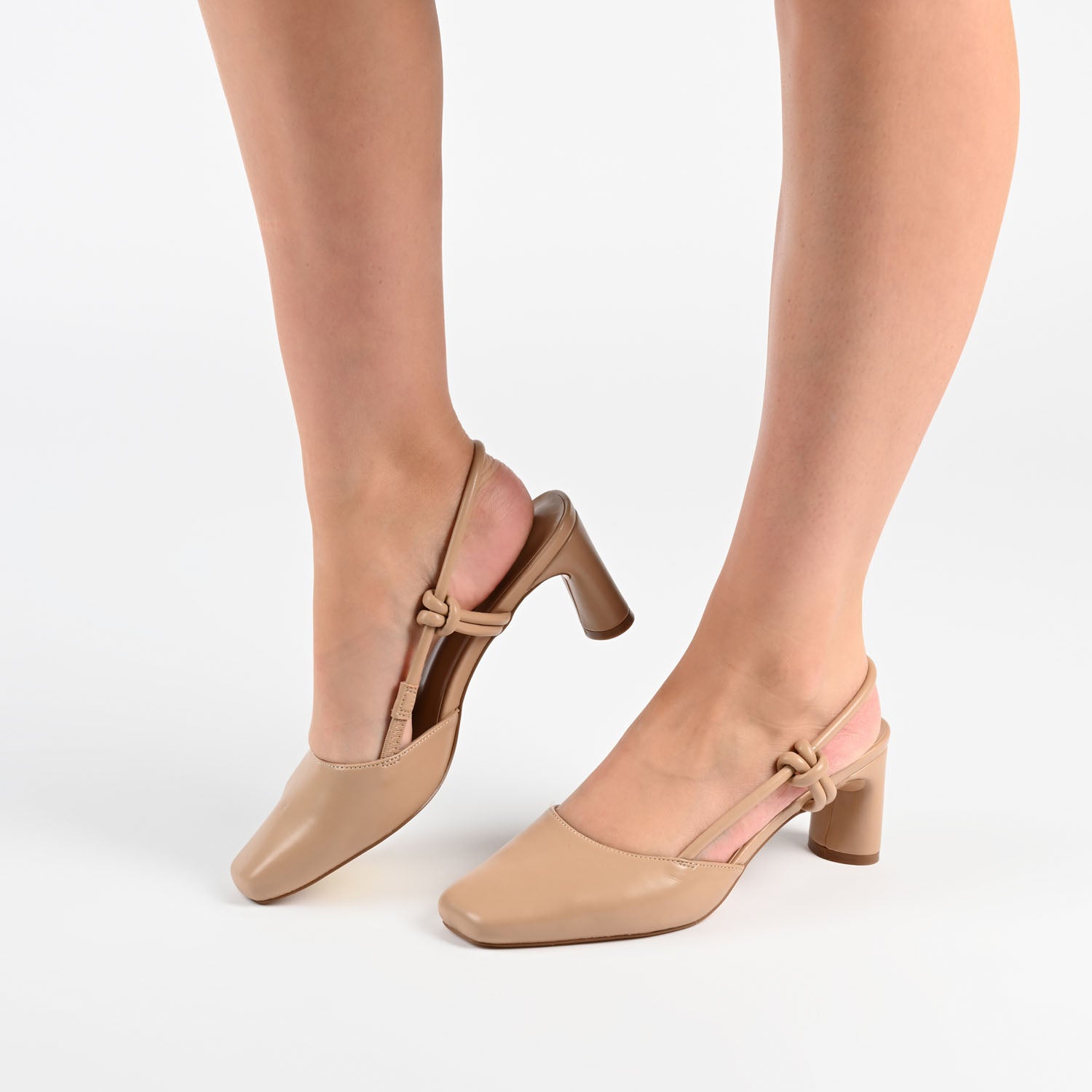 Journee Collection MARGEENE SLINGBLACK HEELS IN FAUX LEATHER Taupe