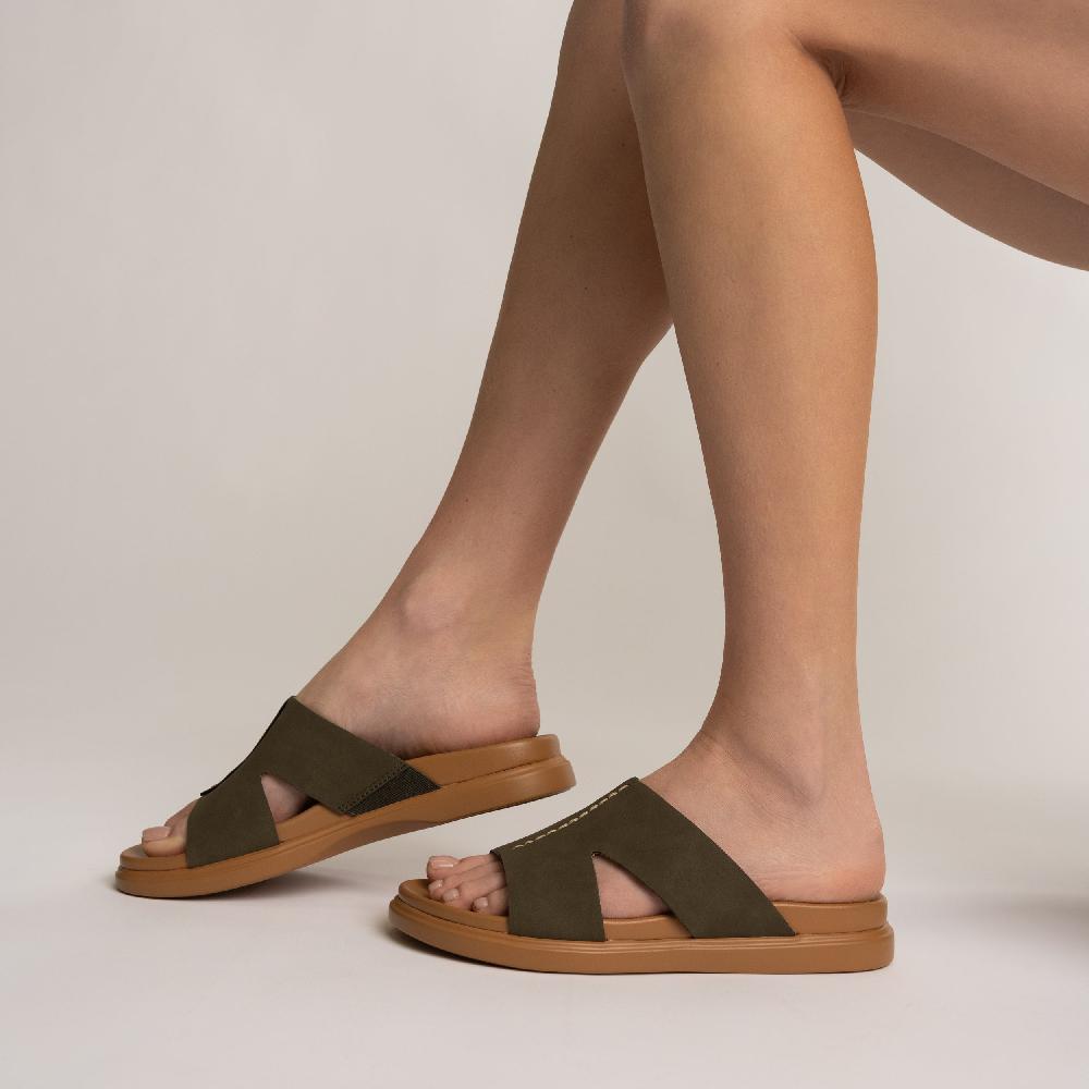 Journee Collection MISEY SINGLE BAND SLIP ON SANDALS Black