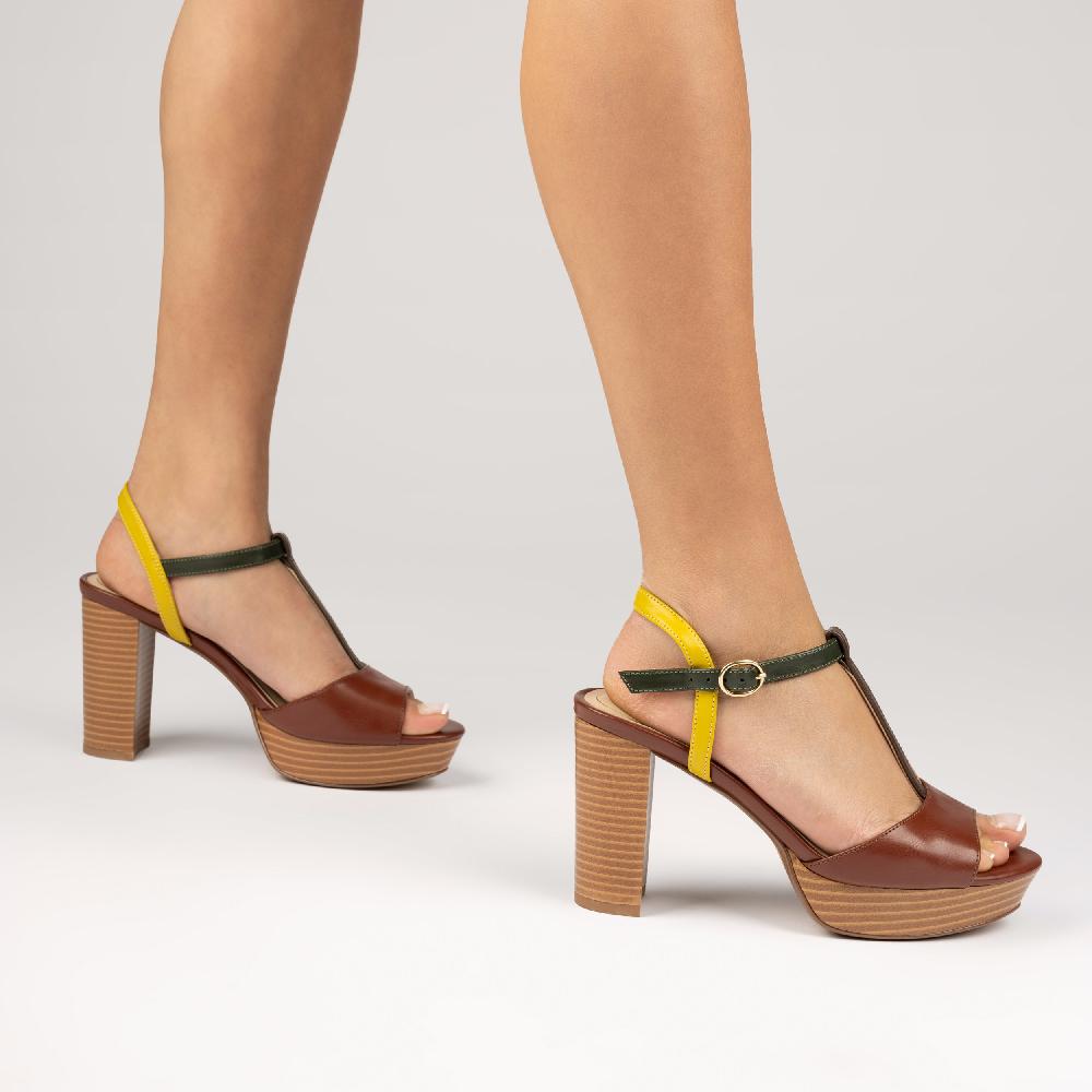 Journee Collection NALIE PLATFORM DRESS SANDALS Nude Patent