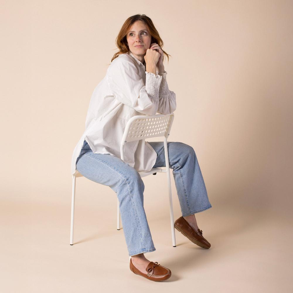 Journee Collection NOVELLA DRIVING LOAFER IN WIDE Beige