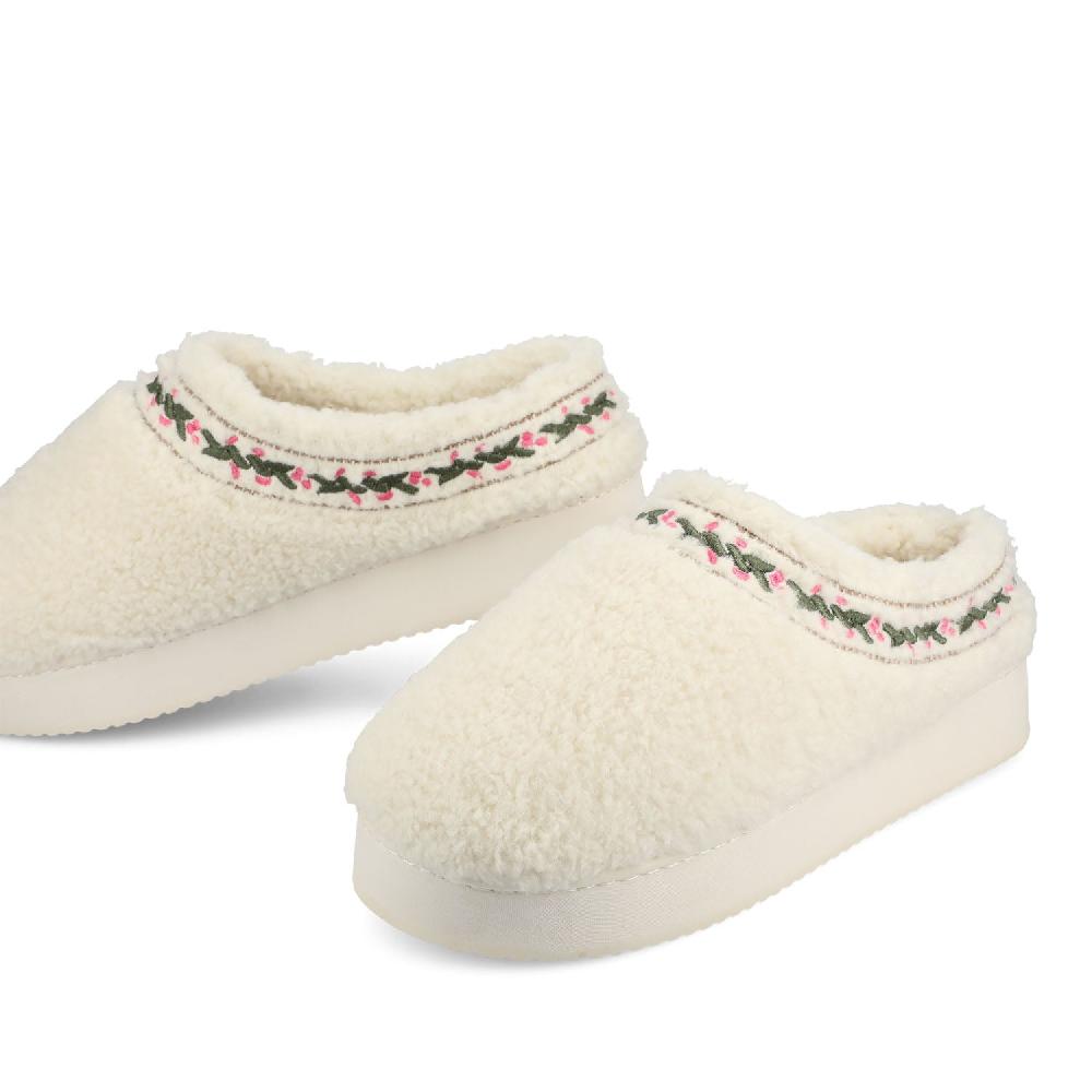Journee Collection PALLMER SLIPPERS IN FAUX SHEARLING Cream Fleece