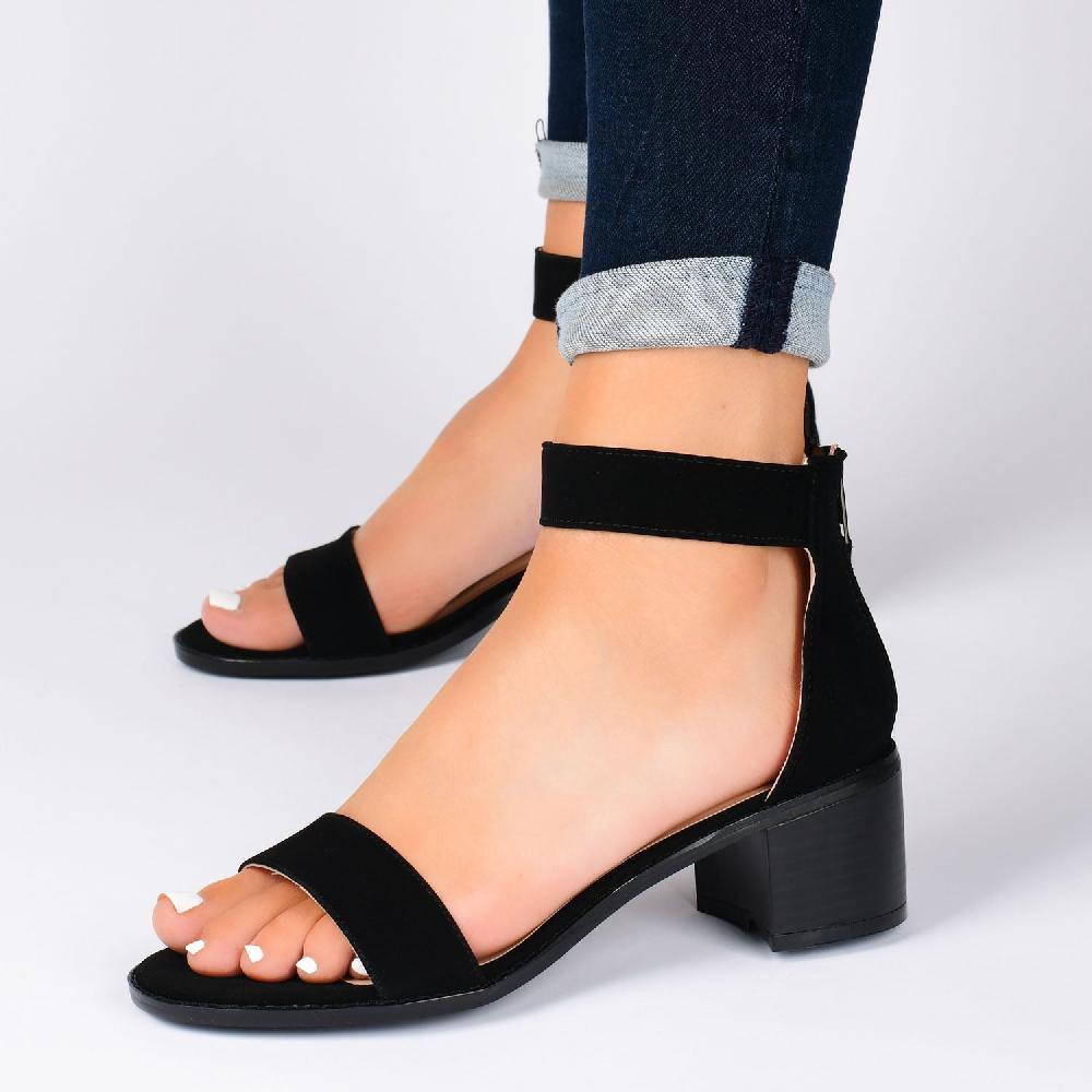 Journee Collection PERCY STRAPPY HEELS IN VEGAN LEATHER Black