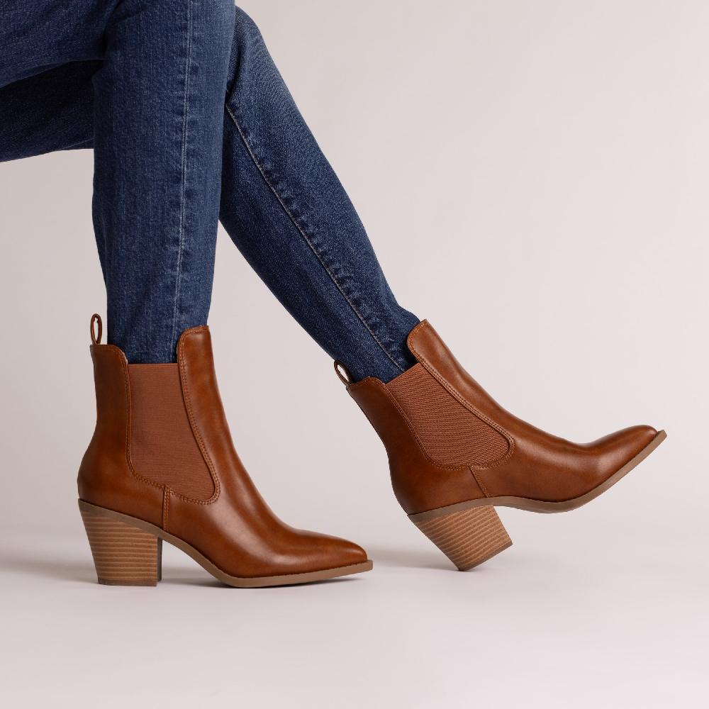 Journee Collection ROSEMARY WESTERN CHELSEA BOOTIES Black